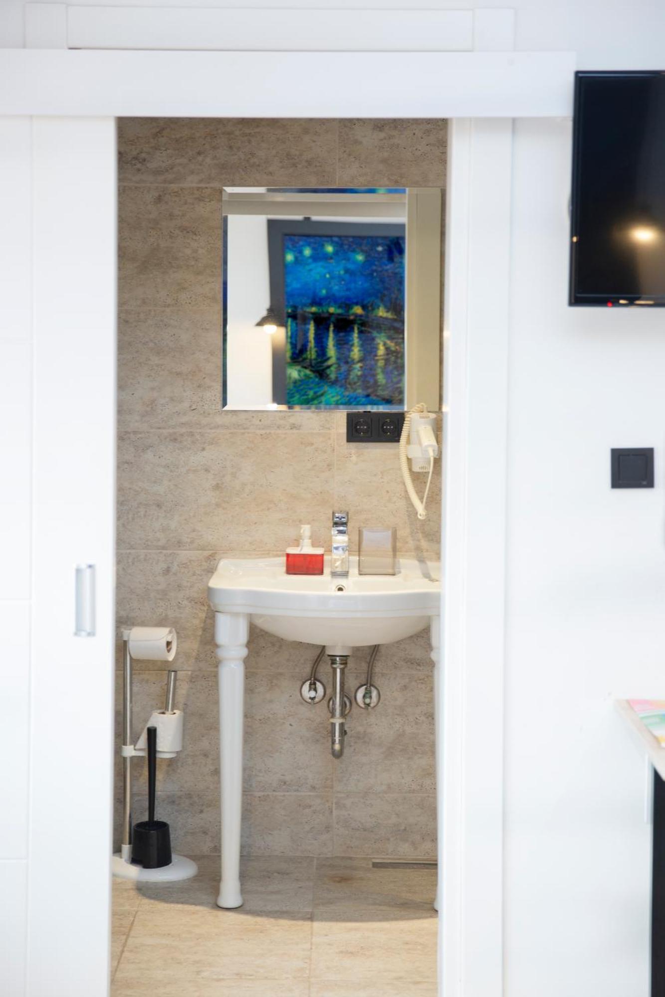 איזמיר Ada Apart Otel מראה חיצוני תמונה